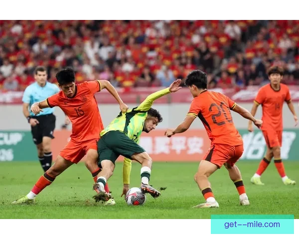 中国男足亚洲杯预选赛客场2比2战平越南 无缘提前出线仍保持晋级希望