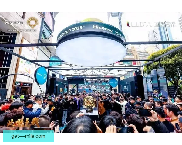 世界杯官方合作伙伴宣布现场赠品活动引爆全球球迷观赛狂欢热情